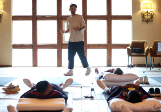 Ảnh bài viết Bí quyết độc đáo giúp Anh thoát ác mộng luân lưu